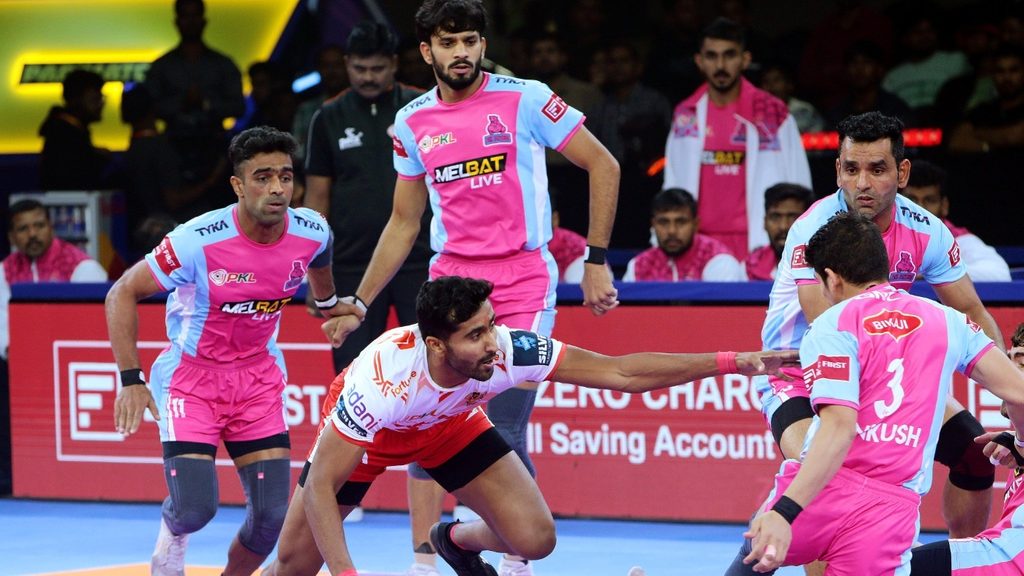Jaipur Pink Panthers vs Puneri Paltan - Who will come out on top?  