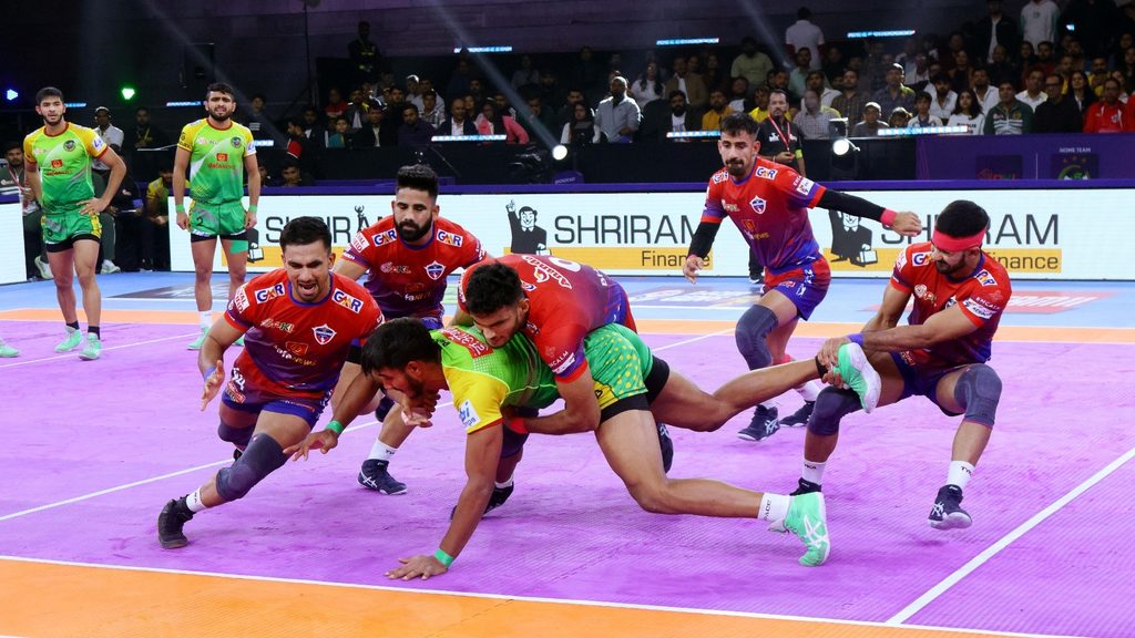 Young raiders Bhavani, Gagan guide UP Yoddhas over the line against Patna Pirates in action-packed encounter  