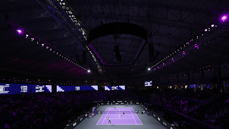 Jannik Sinner makes winning start to ATP Finals, cools Alex de Minaur in Turin  