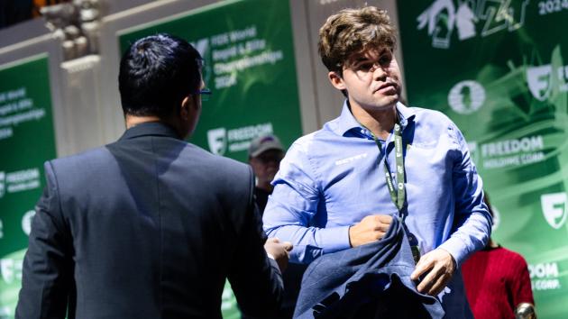 BREAKING: Carlsen Makes U-Turn, Confirms World Blitz Participation   BREAKING: Carlsen Makes U-Turn, Confirms World Blitz Participation