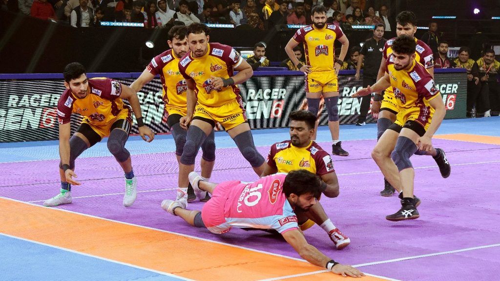 Arjun Deshwal Crosses 1100 Raid Point Mark, Jaipur Pink Panthers Thrash Telugu Titans  