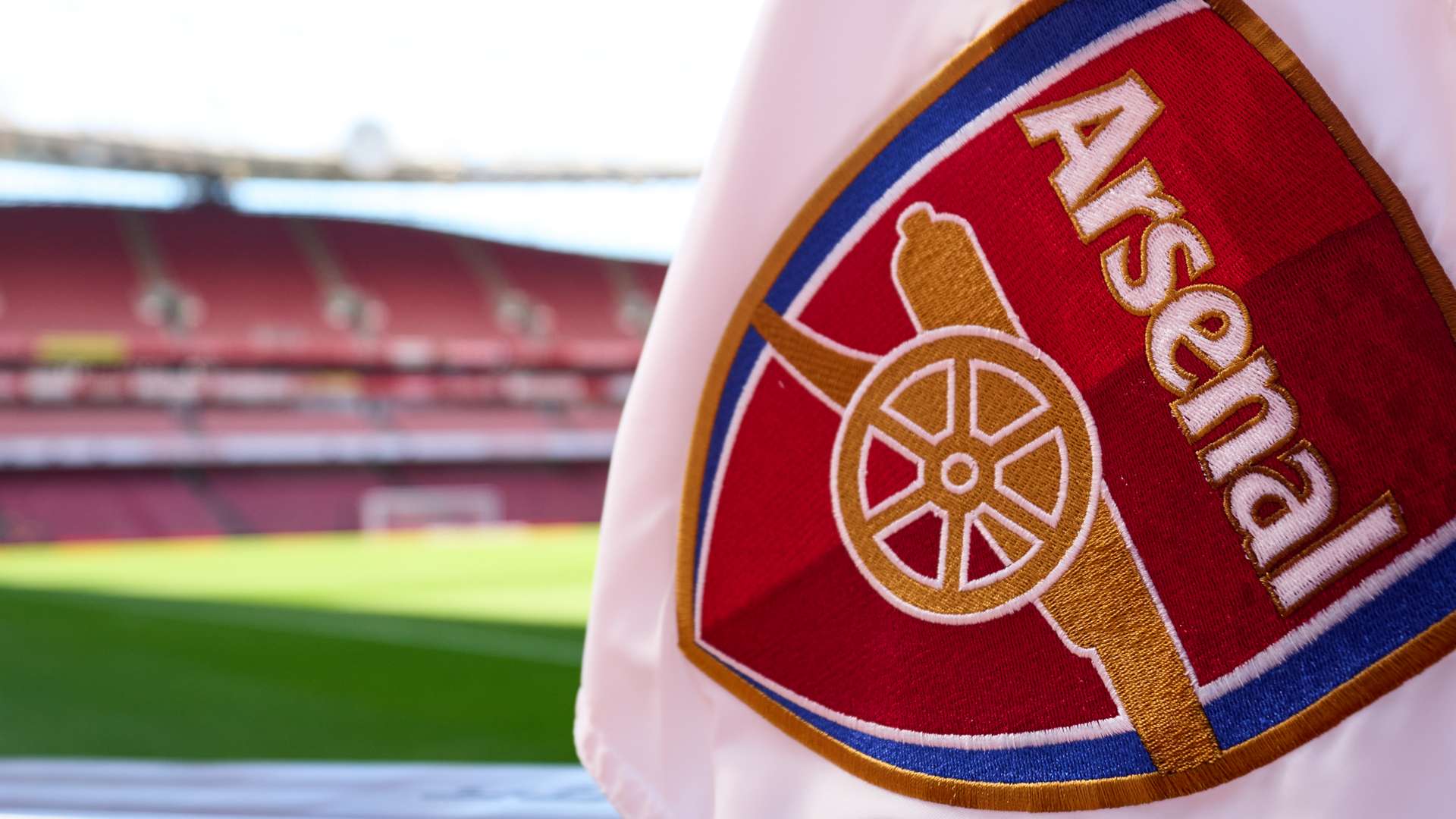 Arsenal expansion: 'Small stadium on top & hundreds of millions'   Arsenal expansion: 'Small stadium on top & hundreds of millions'
