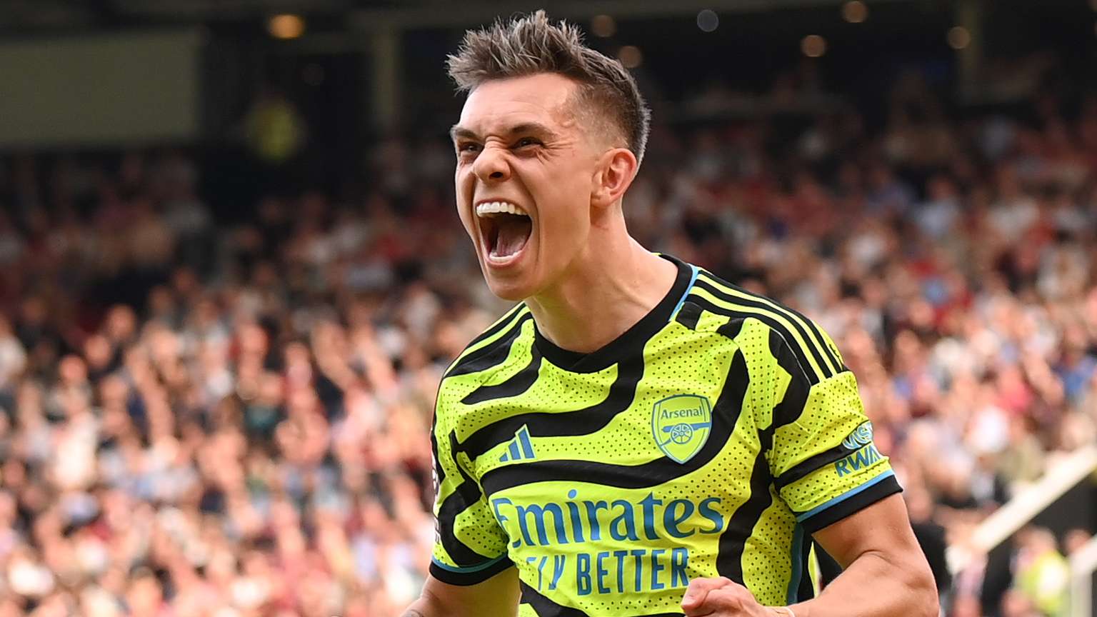 Trossard celebrates 30th birthday with raucous downtown bash  