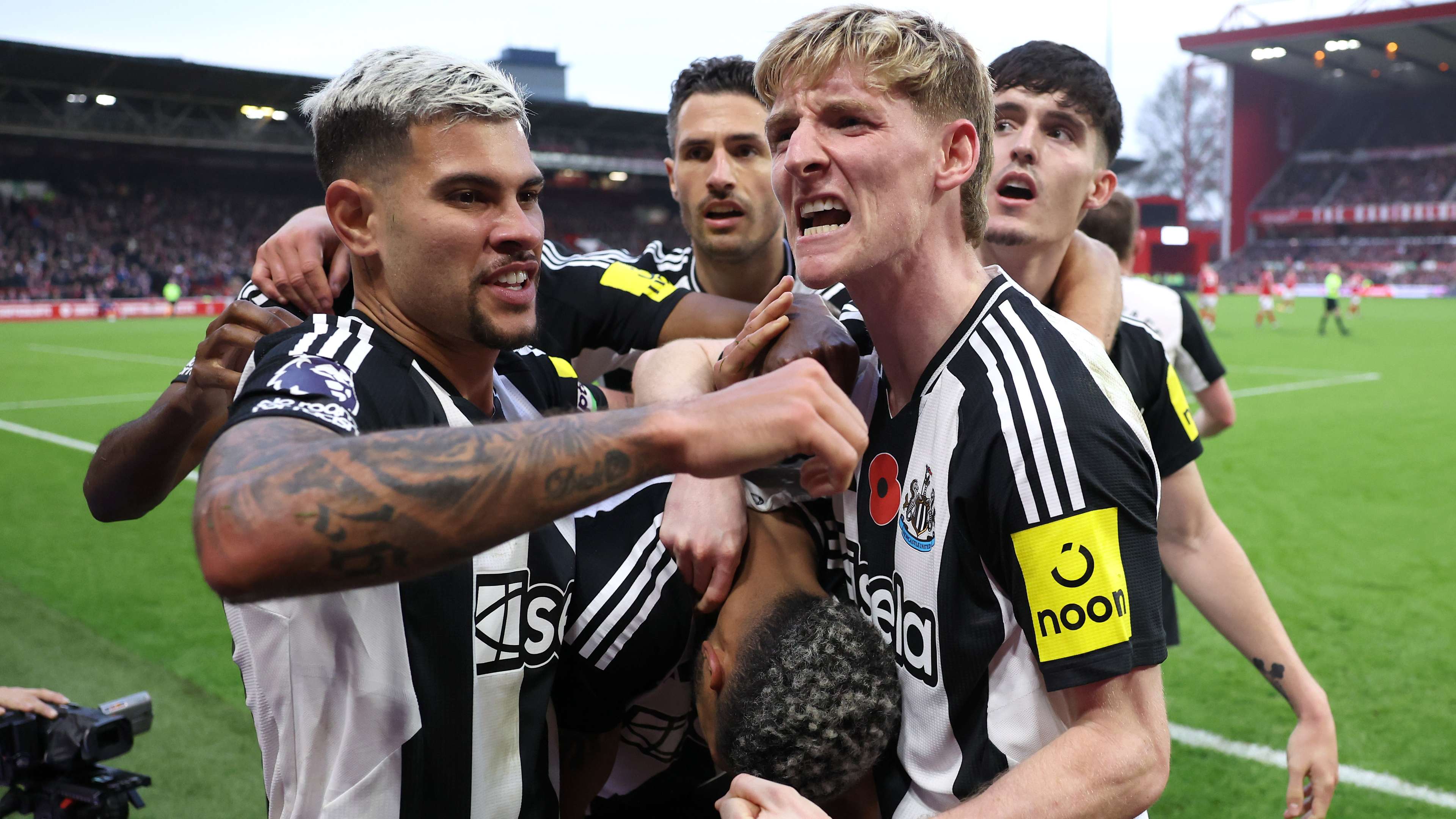 Who is the highest-paid player at Newcastle?  