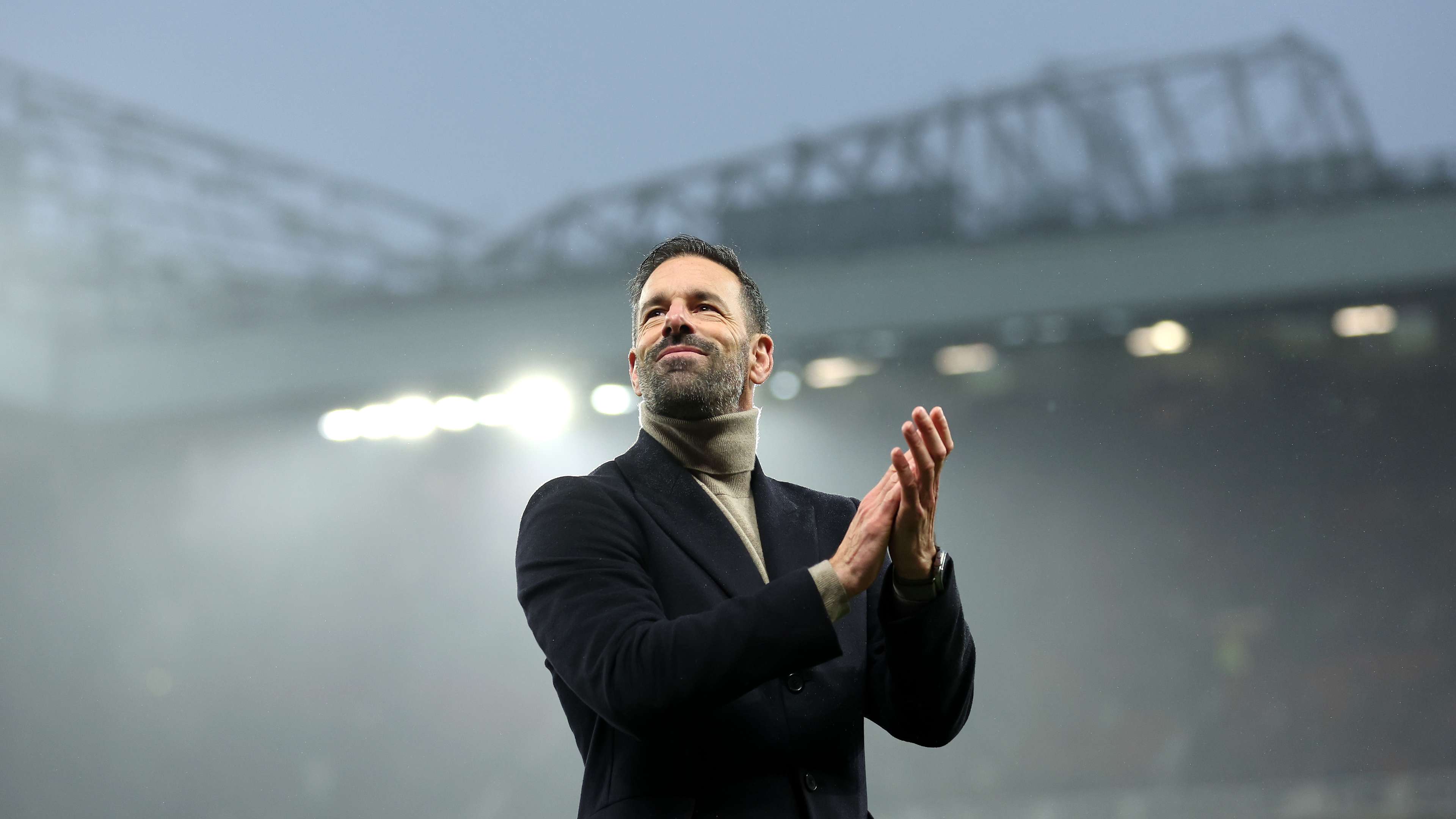 Van Nistelrooy reveals the style he will play at Leicester   Van Nistelrooy reveals the style he will play at Leicester