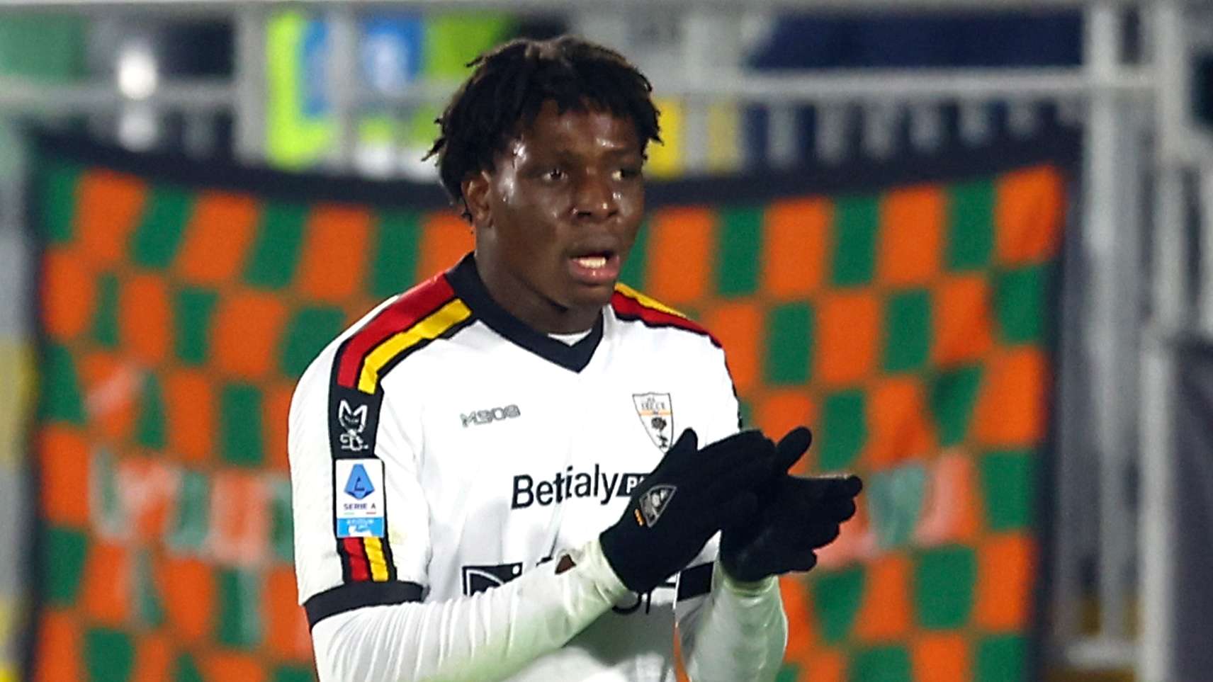 Man Utd eye €35m Chelsea & Spurs target  