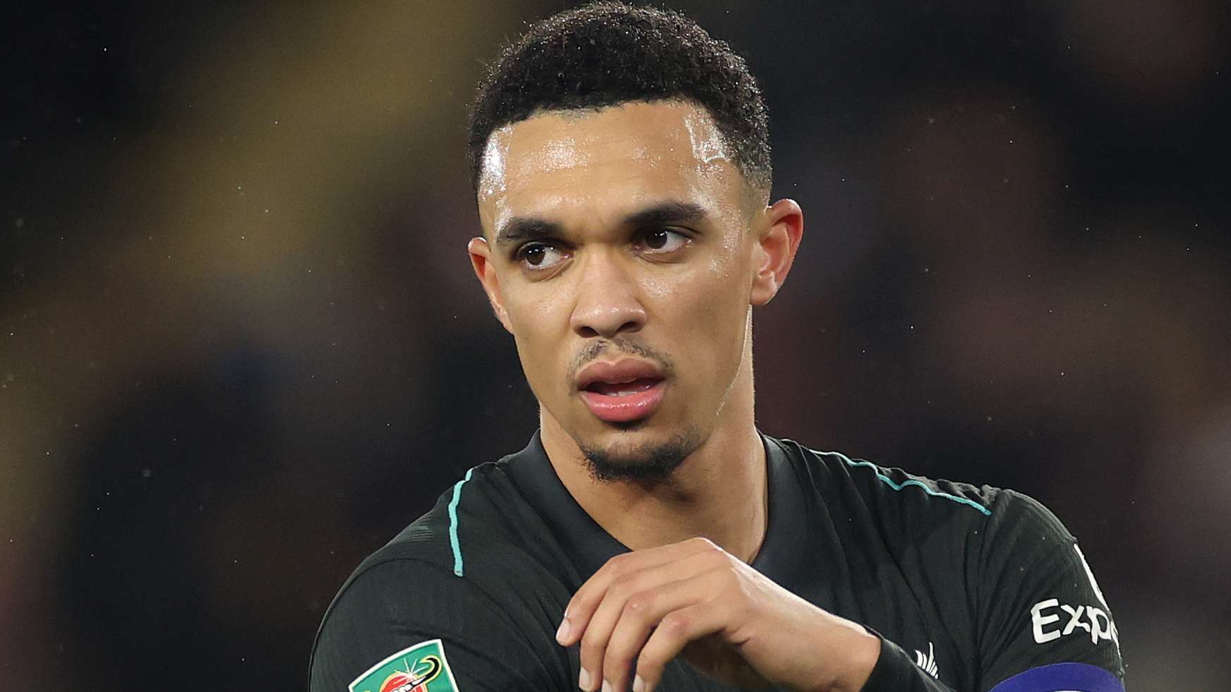 Alexander-Arnold sent explosive warning by Carragher  
