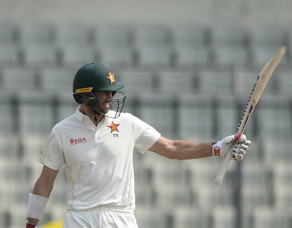 Ervine, Bennett tons help Zimbabwe retain control   Ervine, Bennett tons help Zimbabwe retain control