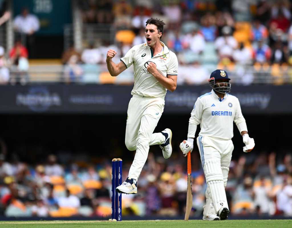 India in jeopardy inbetween rain breaks  