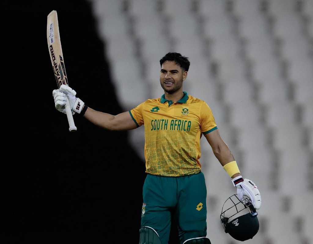 Hendricks' 117 powers SA to series win  