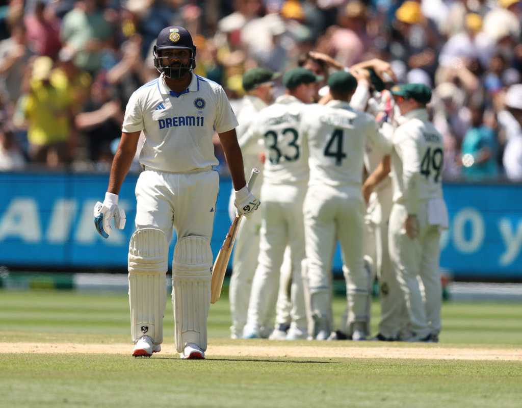 India three down in big chase at MCG  
