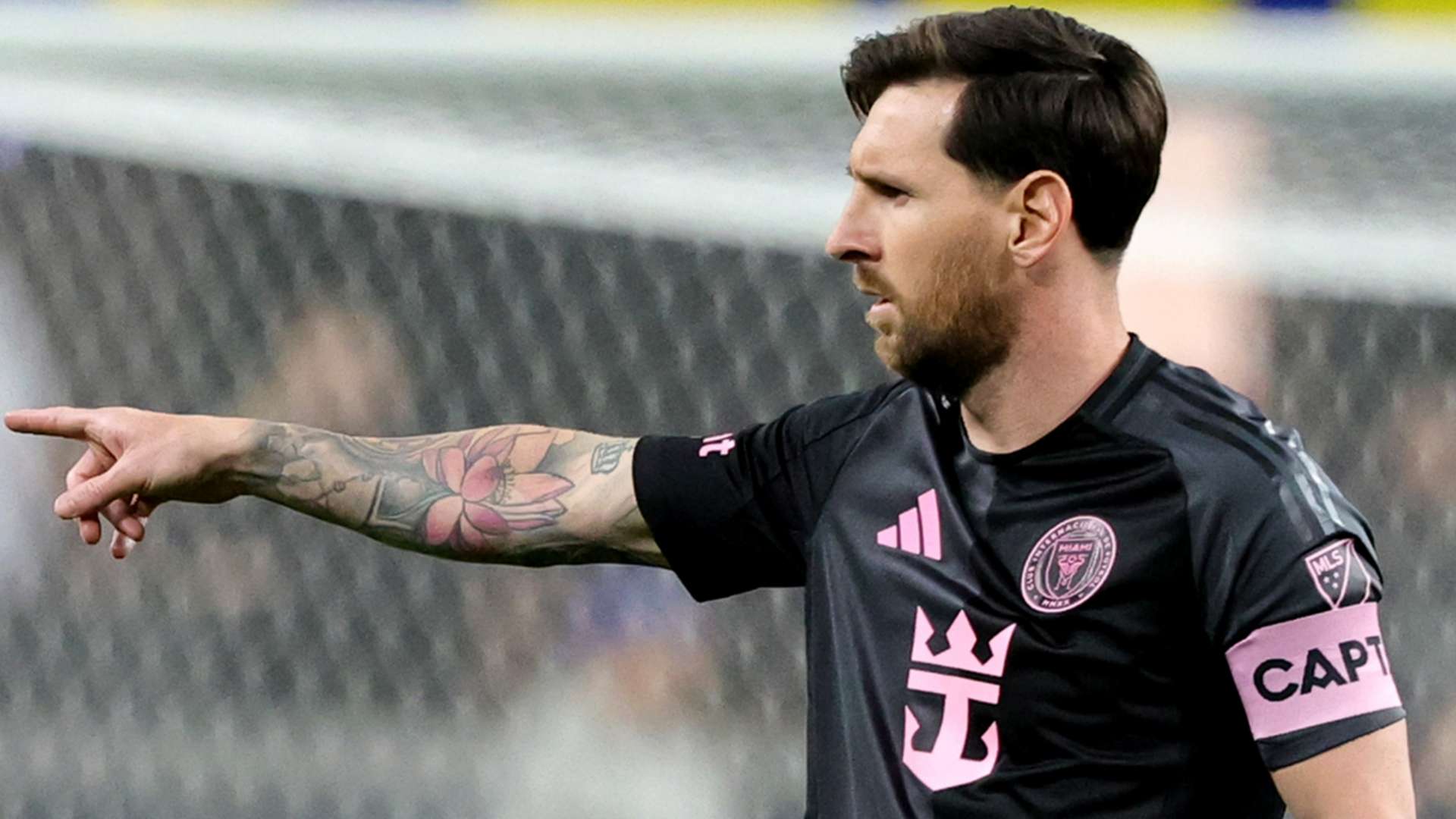 Messi called out by ex-rival after Mexico World Cup taunt  