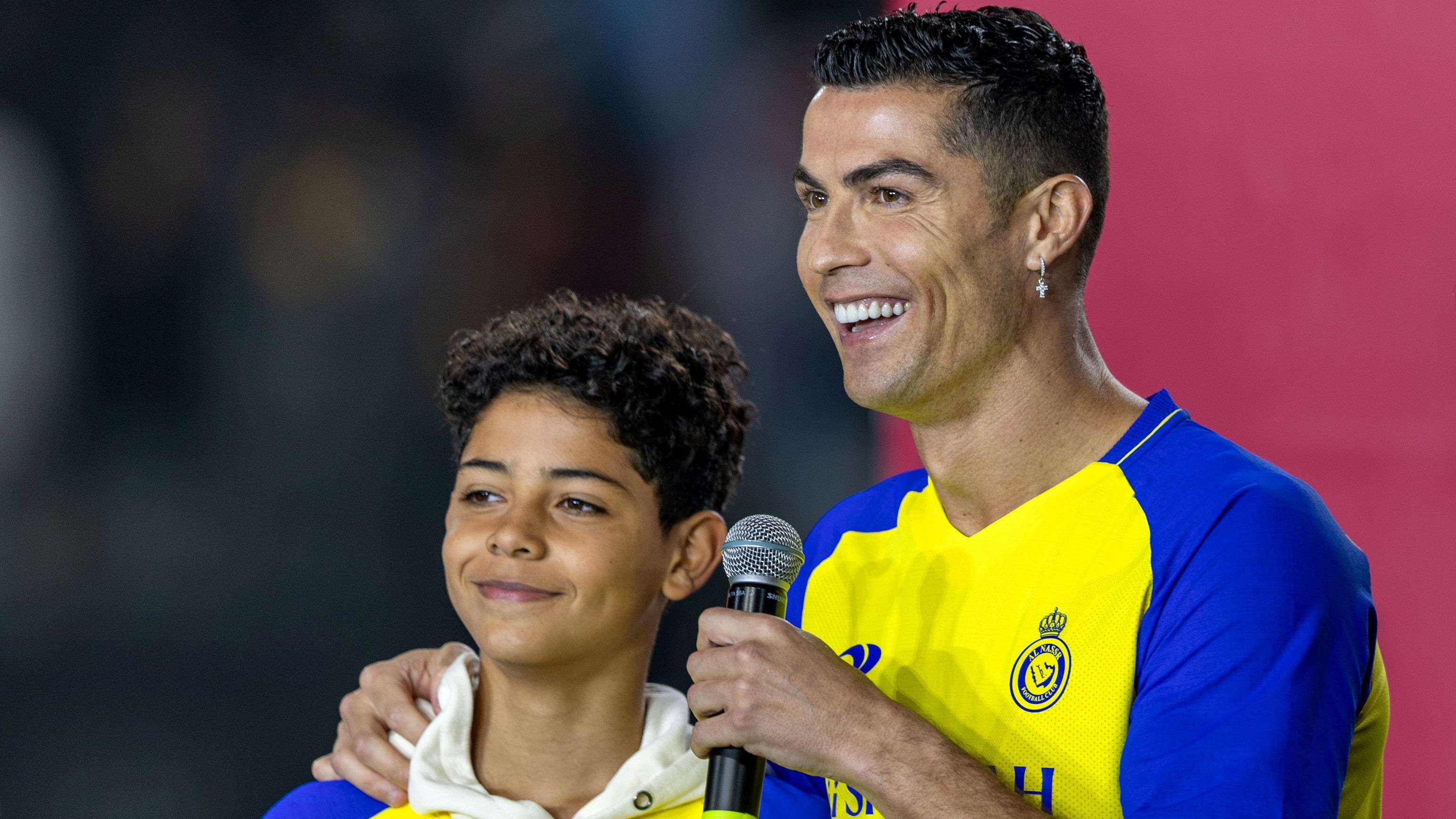 Ronaldo assesses whether Cristianinho can follow in his footsteps   Ronaldo assesses whether Cristianinho can follow in his footsteps