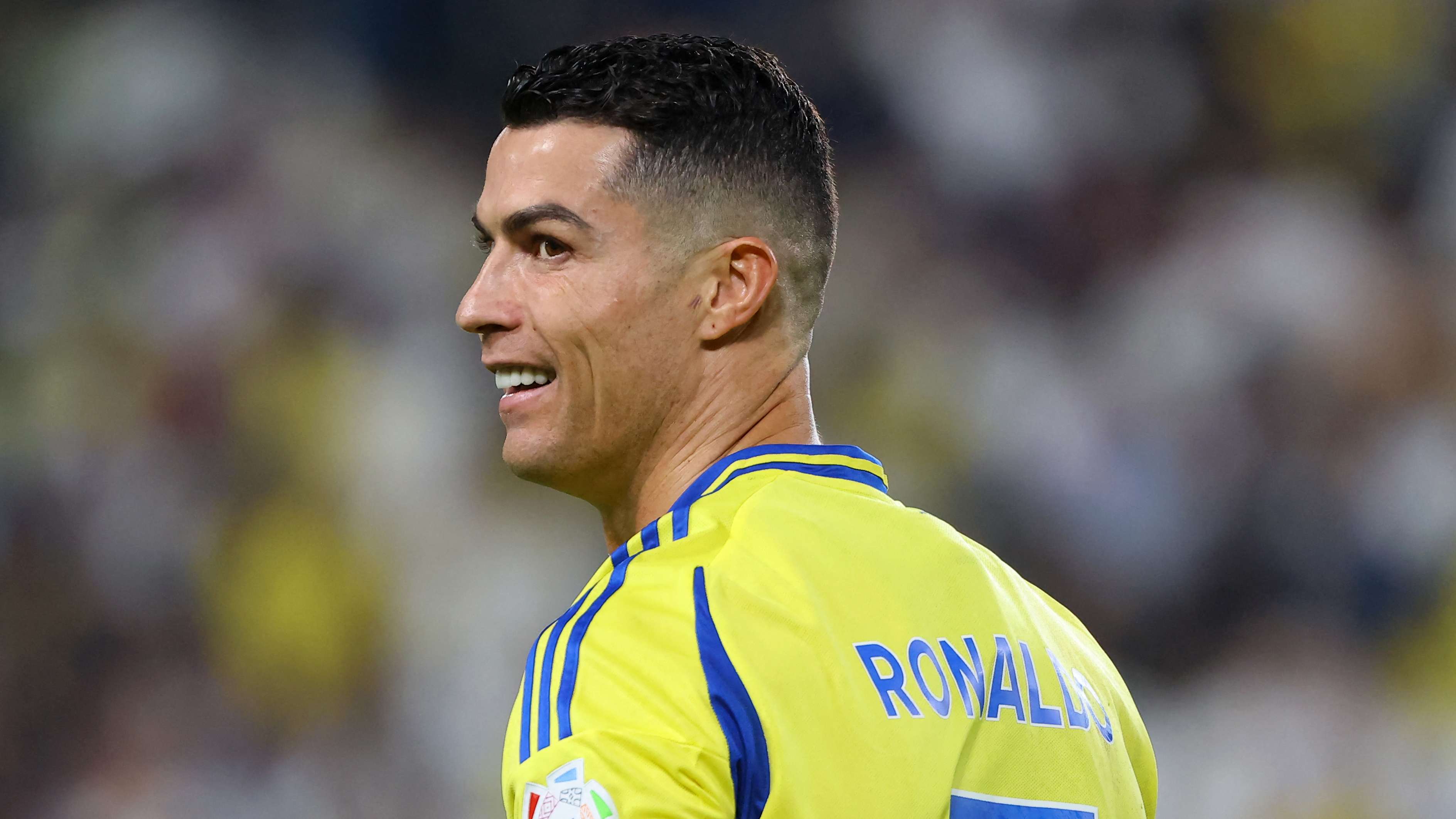 'He has an unbelievable body!' - CR7 backed to play 'deep into his 40s'  