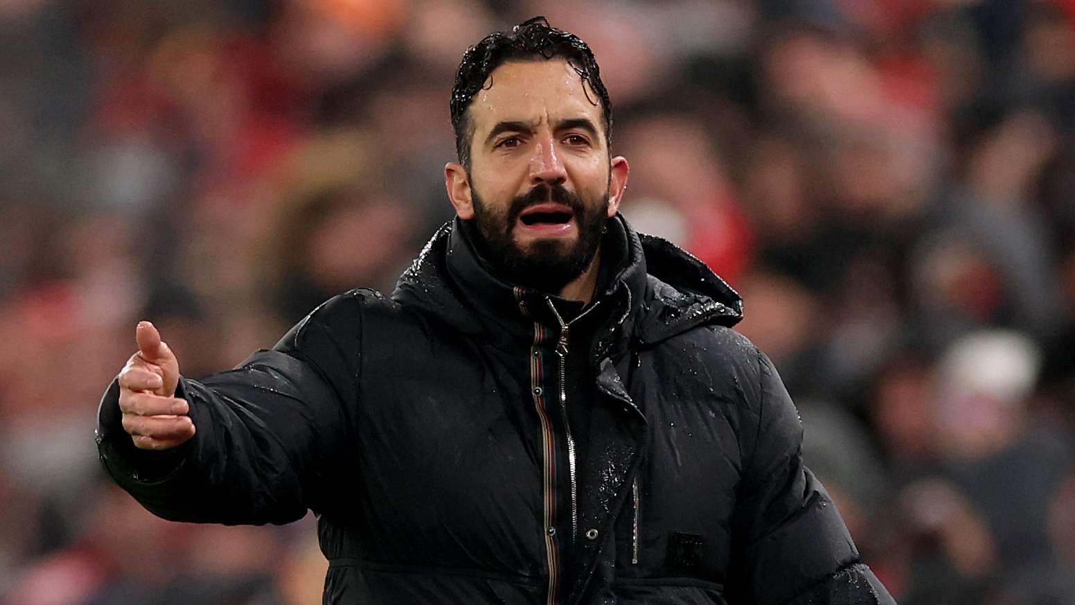 Man Utd & Real Madrid set to be snubbed by left-back target  