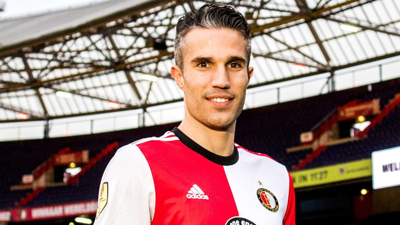 Van Persie's son Shaqueel signs new Feyenoord contract  