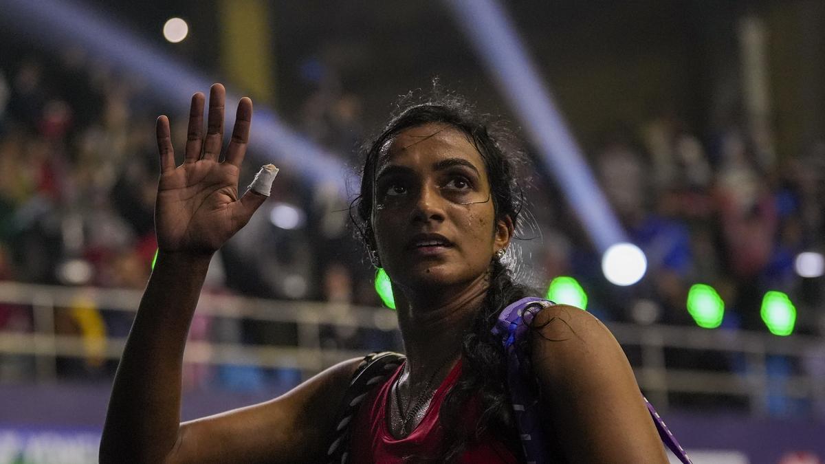 Indonesia Masters 2025 Lakshya advances but Sindhu bows out in first round