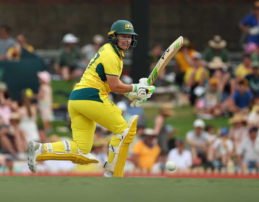 Healy picked for Ashes D/N Test as pure batter  