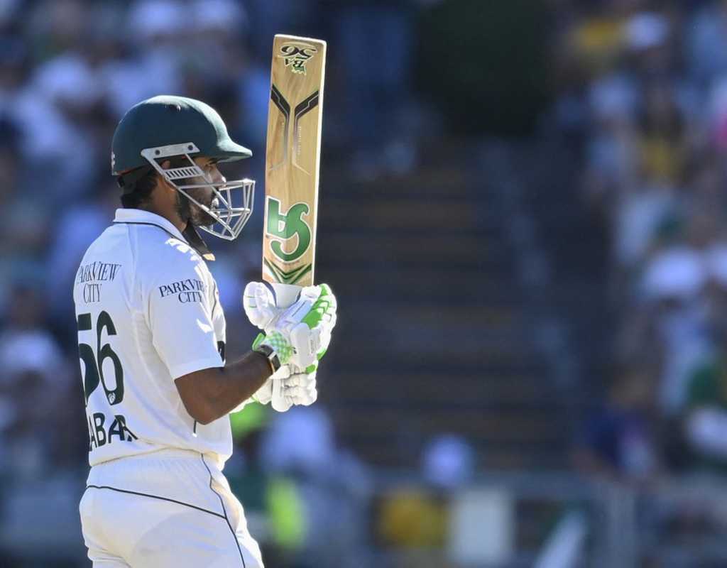 Rickelton's 259, early strikes leave Pakistan with a mountain to climb  