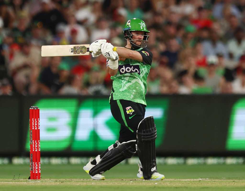 Duckett sets up Stars' derby win  