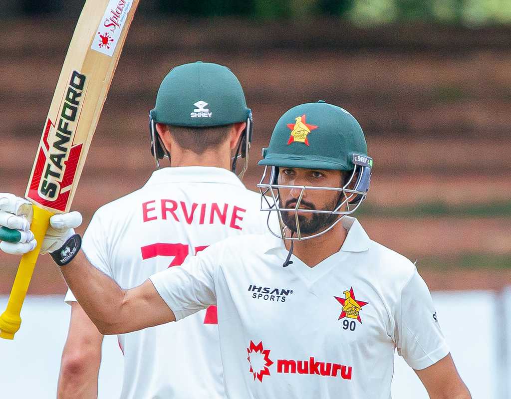Ervine, Raza and Williams extend Zimbabwe's advantage  