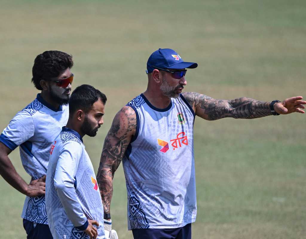 Nic Pothas steps down from Bangladesh coaching role  