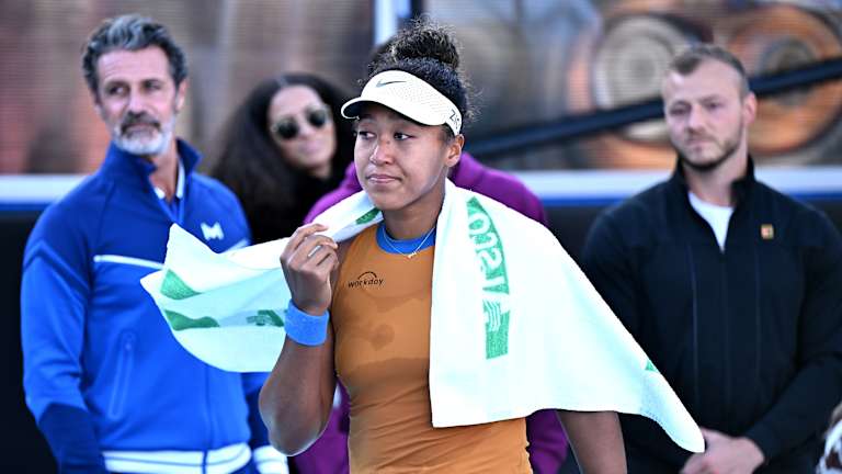 Injury scare for Naomi Osaka ahead of Australian Open   Injury scare for Naomi Osaka ahead of Australian Open