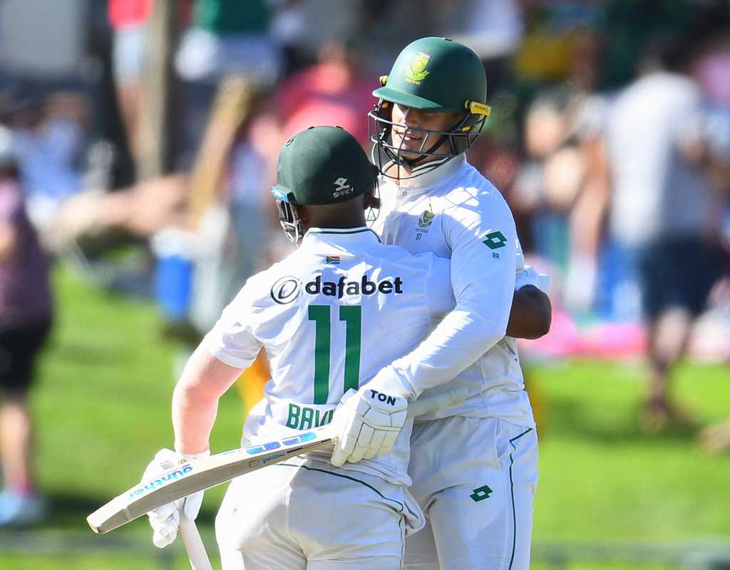 Rickelton, Bavuma shine as Newlands delivers day for the ages  