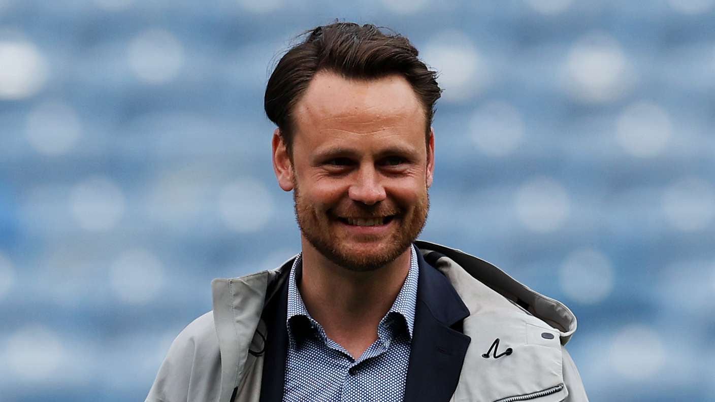 Man Utd appoint Vivell as full-time director of recruitment  