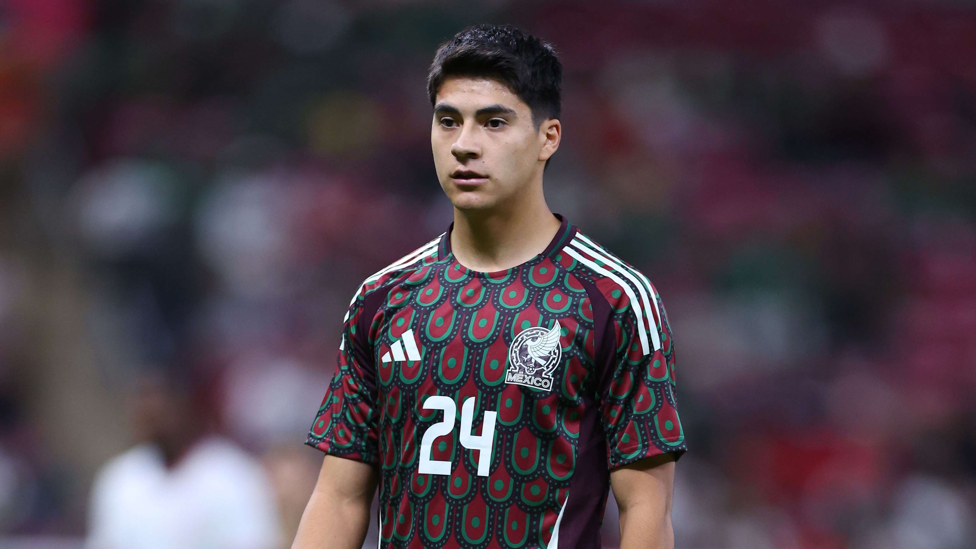 Sounders, Mexico midfielder Vargas drawing transfer interest  