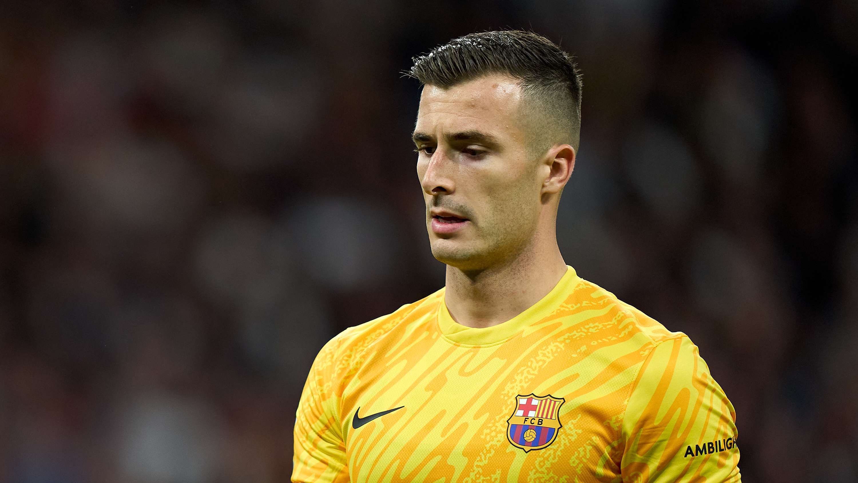 Trouble at Barcelona? Pena clashes with Flick over Szczesny  