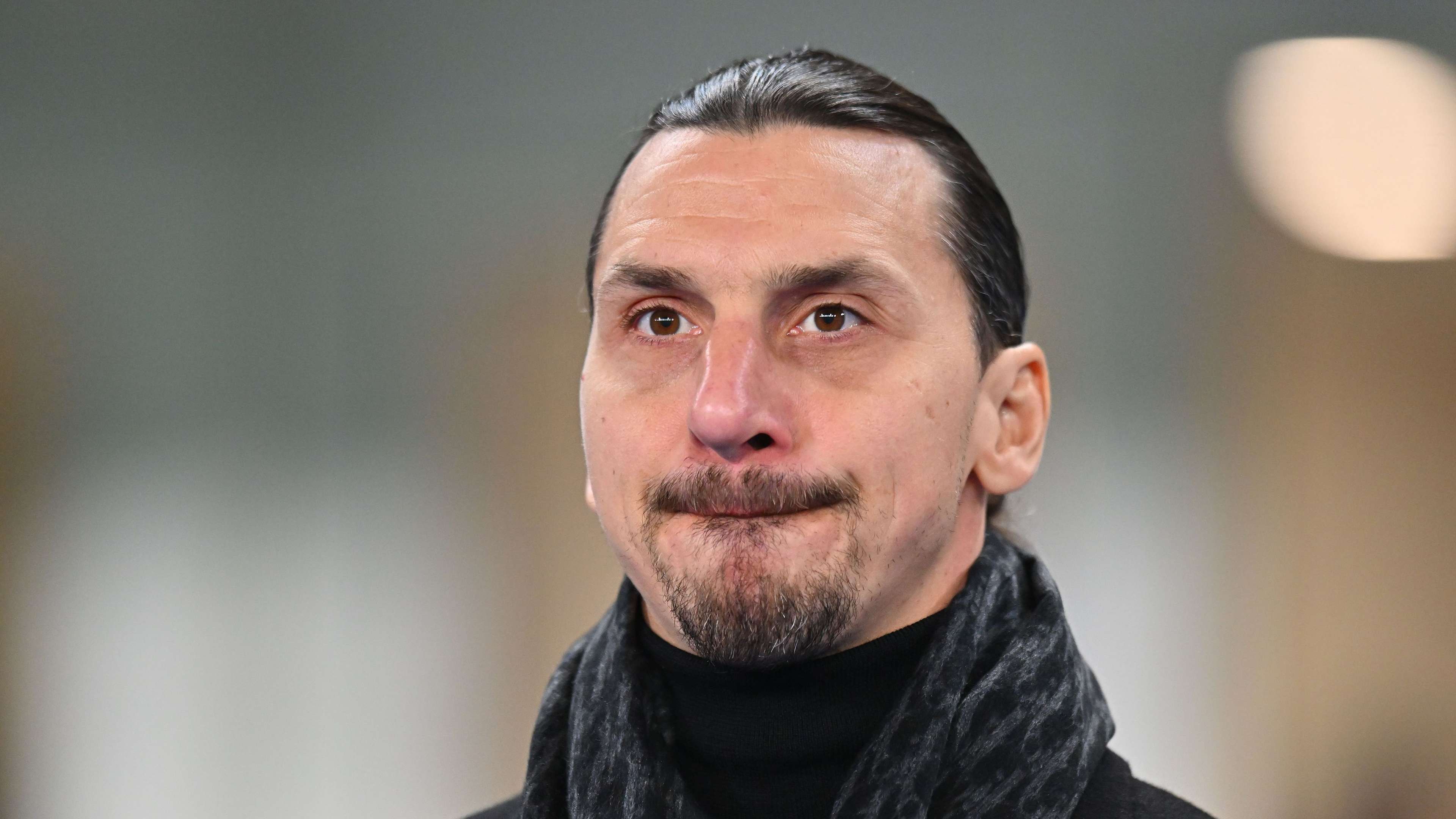 Zlatan accepts humiliating award after AC Milan's UCL exit  