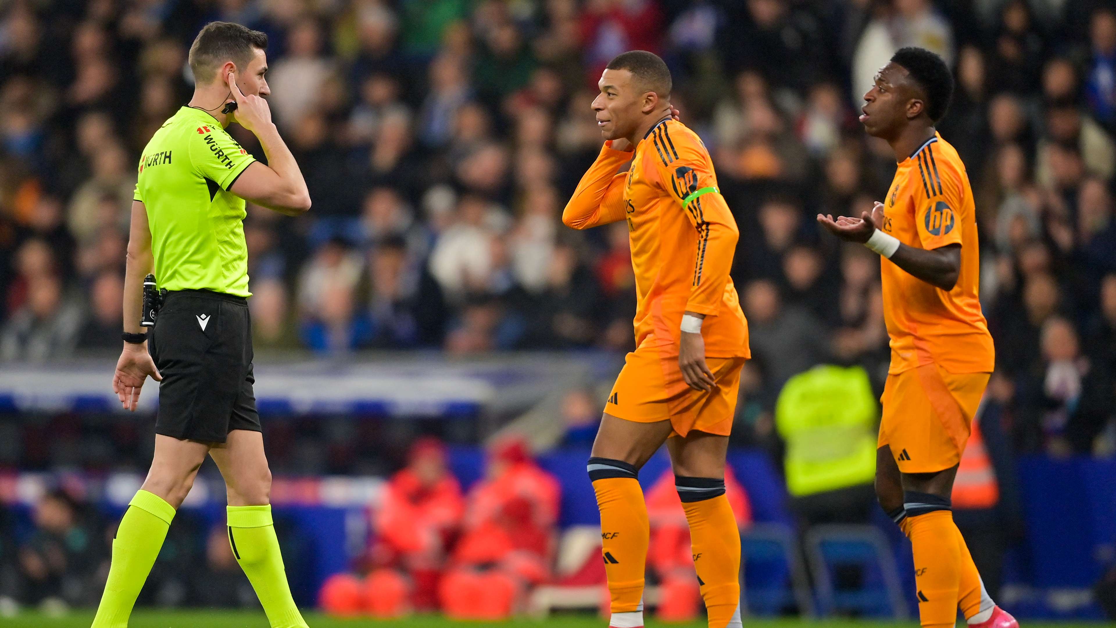 Real Madrid trolled by city rivals Atletico ahead of derby day  