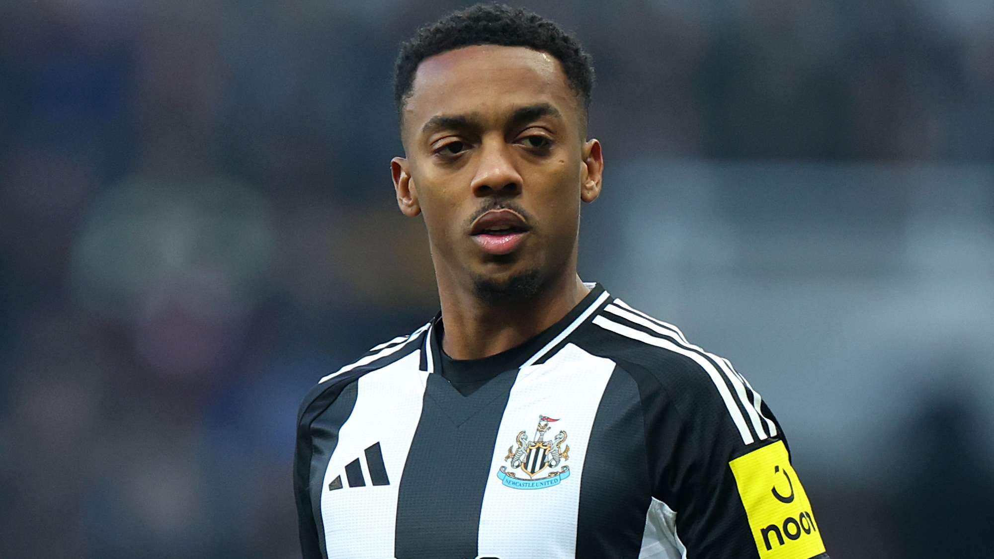 'F*cking disgraceful' - Fans rage at another controversial FA Cup goal  