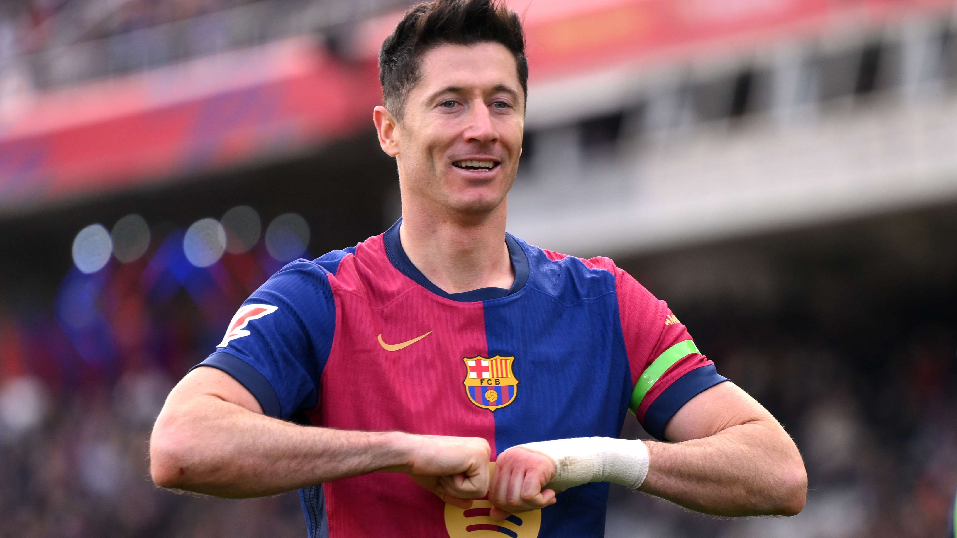 Lewandowski agrees Barca extension after making retirement plans with wife Anna  