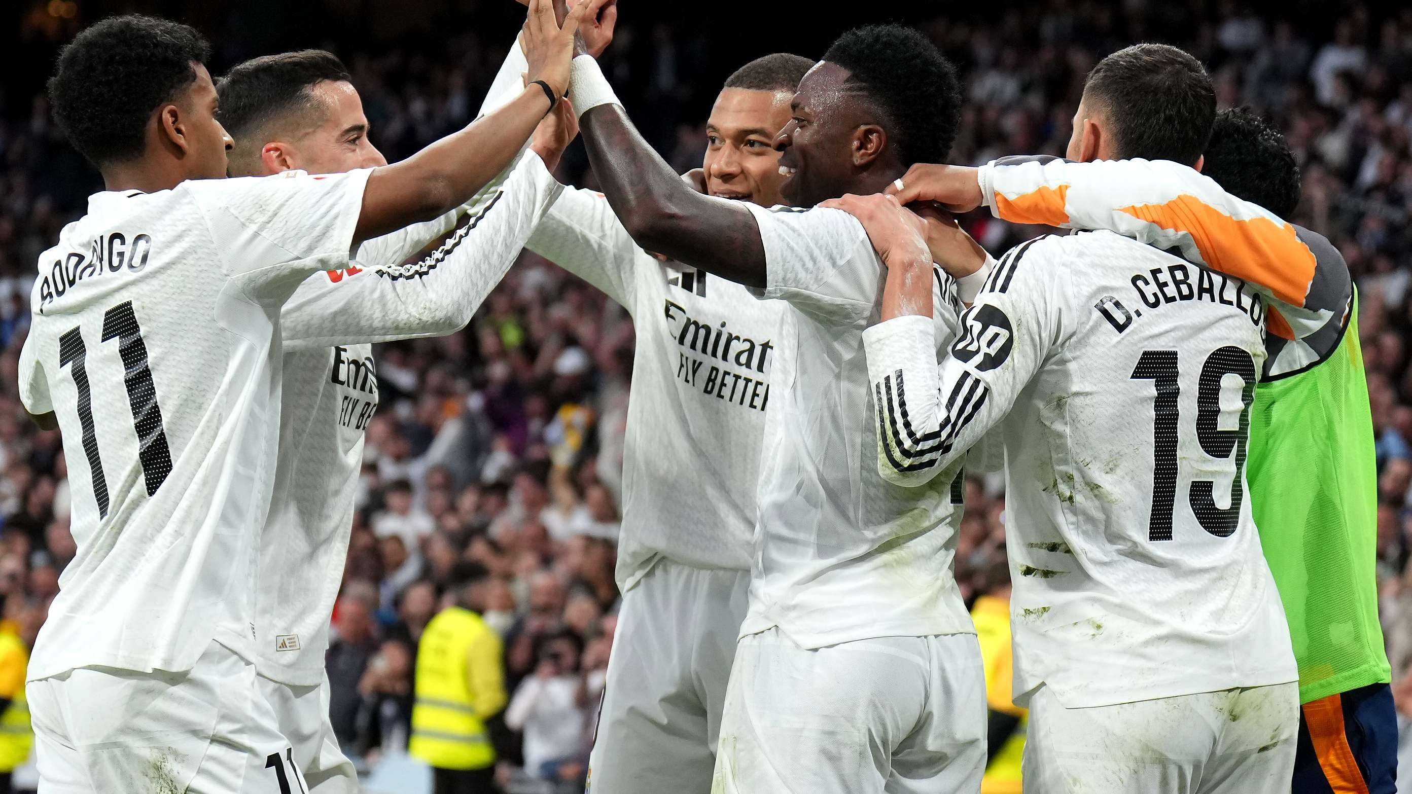 Madrid fans vent fury at Mbappe & Co's 'respect the referee' gesture  