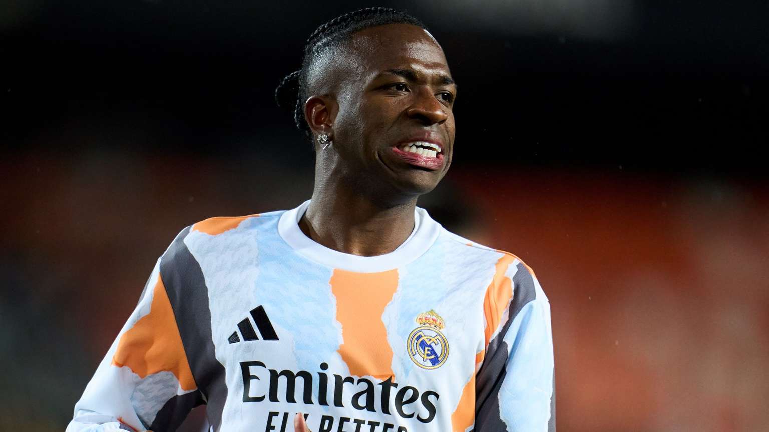 Vinicius Jr considering 'unrefusable' €1bn Saudi offer  