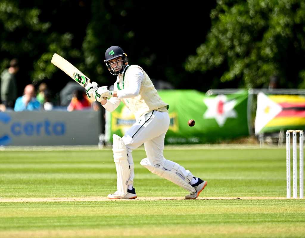Ireland remove Zimbabwe's top order after setting 292-run target  