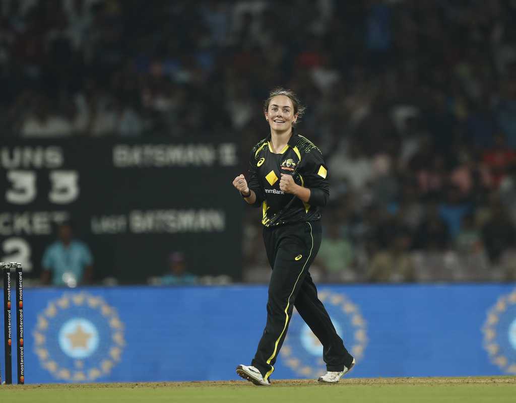 UP Warriorz rope in Chinelle Henry; RCB bring in Garth, Graham  