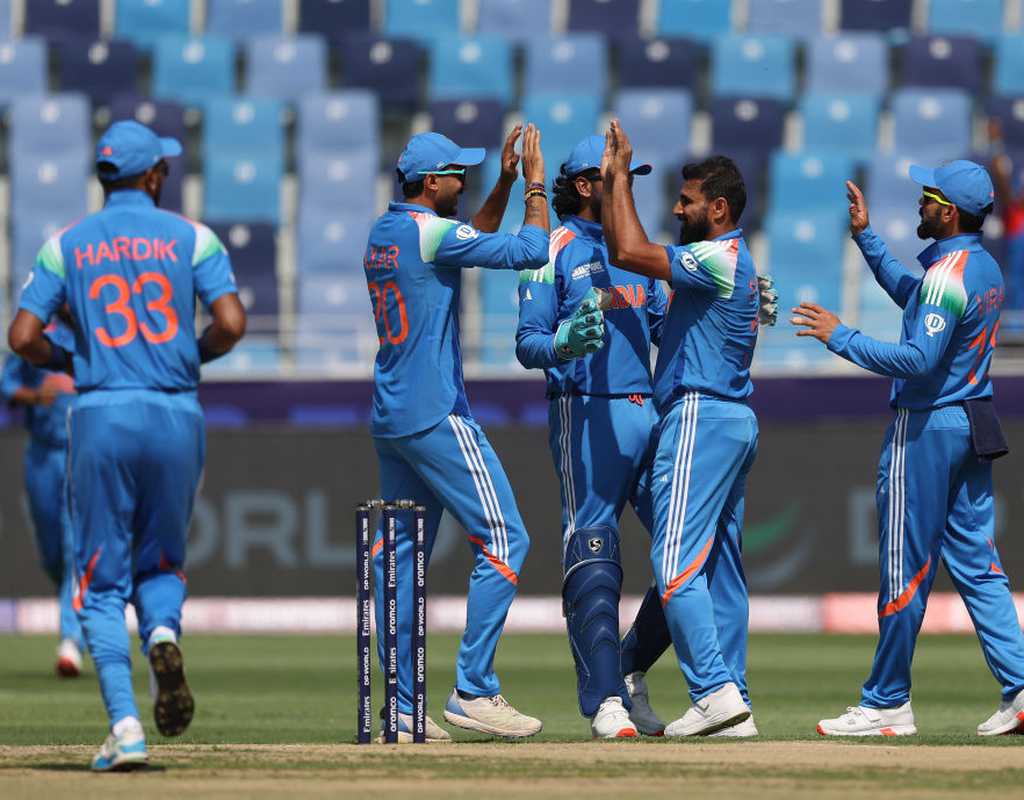 India start favourites against rattled Pakistan  