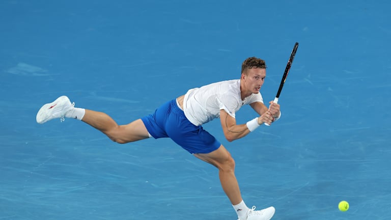 Carlos Alcaraz stunned by Jiri Lehecka in Qatar Open quarterfinals  