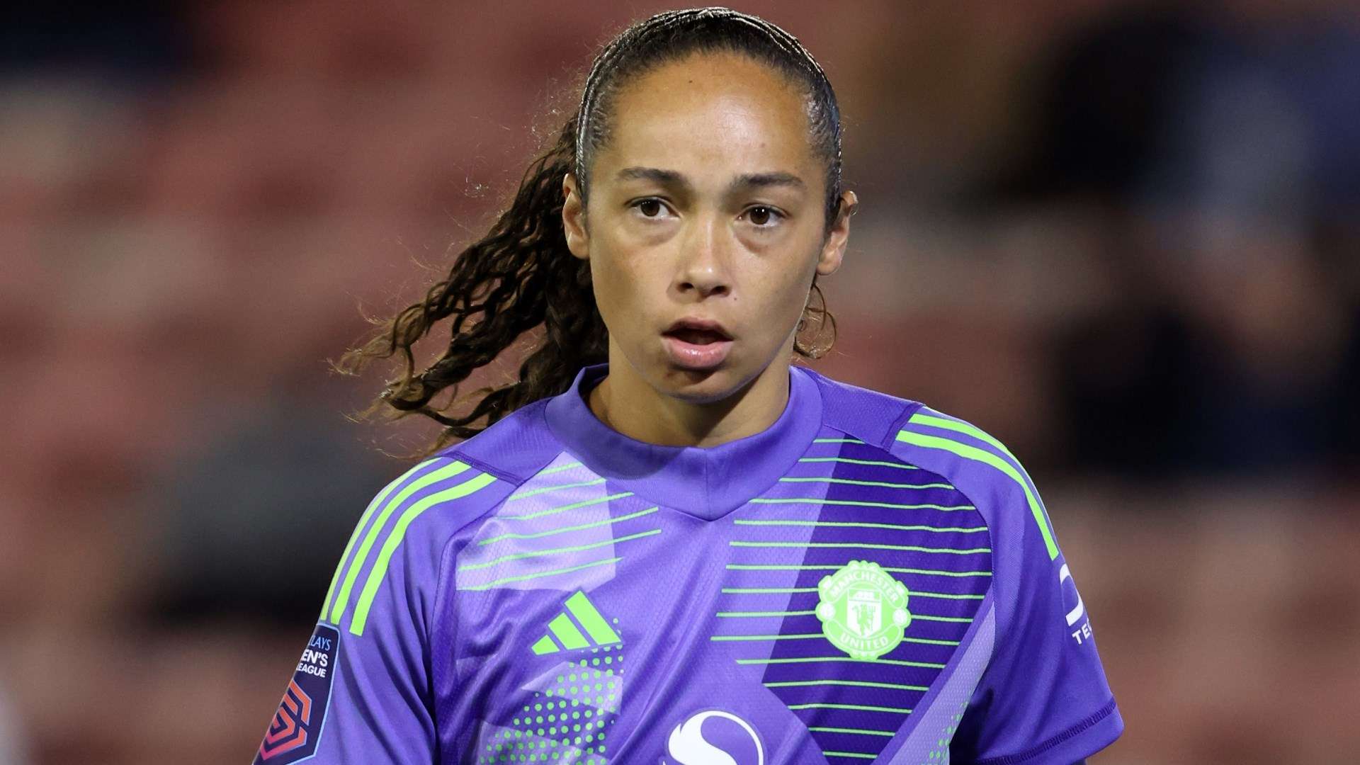 Man Utd's Tullis-Joyce backed to become 'world's best' keeper  