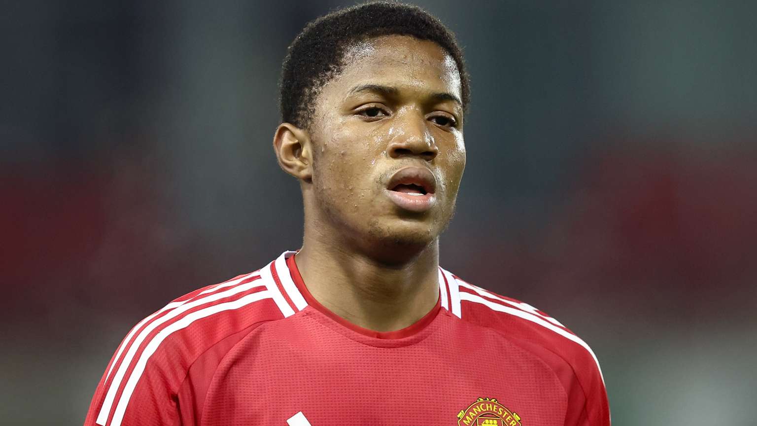 Rooney gives verdict on Obi after teenager outshines Hojlund  