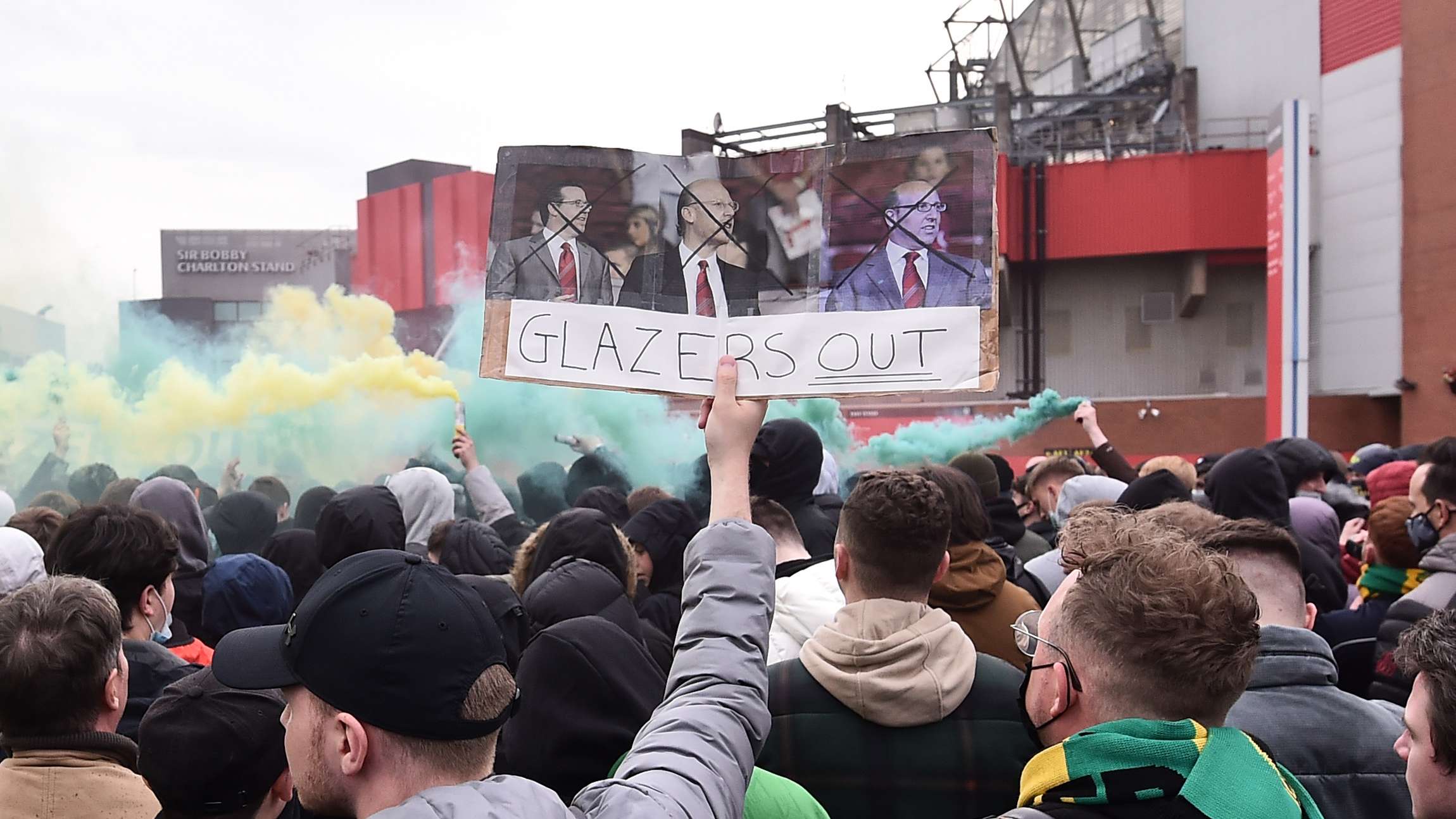 Man Utd protest group blames Glazers for 'biggest crisis since Munich air disaster'  