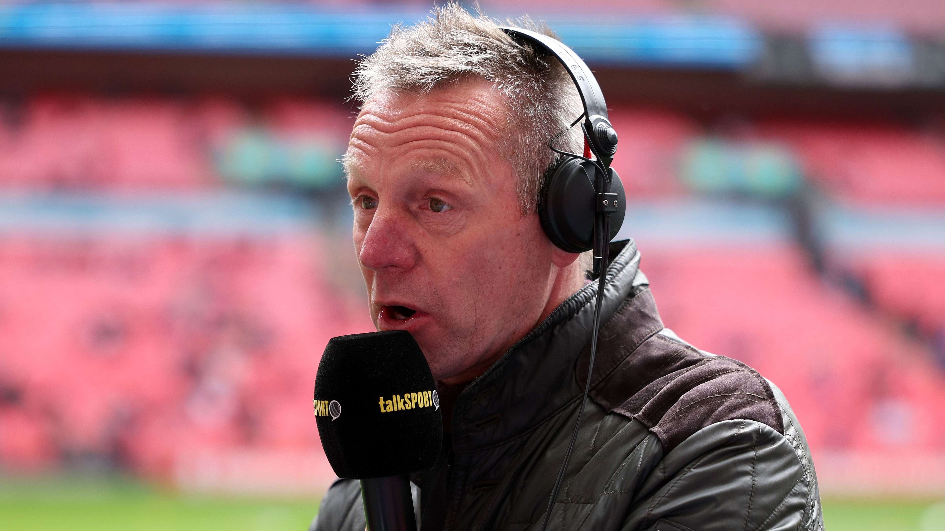 Doctors had to 'reboot' Pearce's heart after terrifying plane episode  