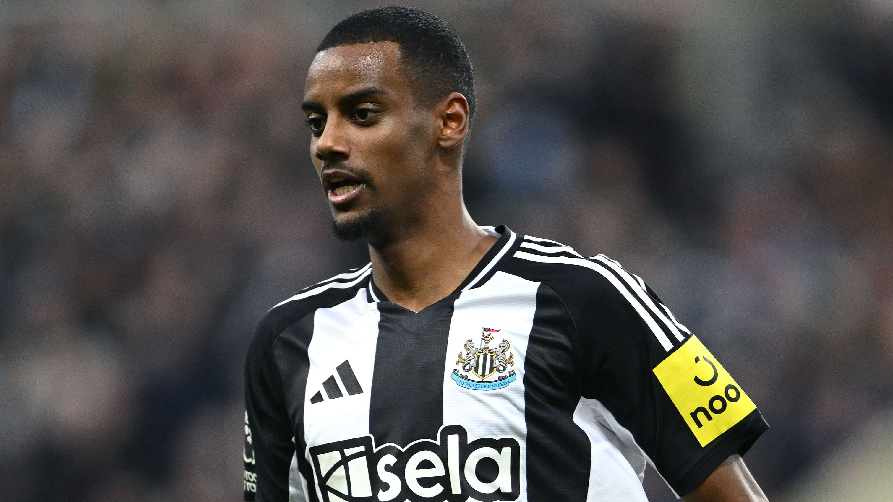 Newcastle sent out Isak warning to Liverpool, Arsenal and PSG  
