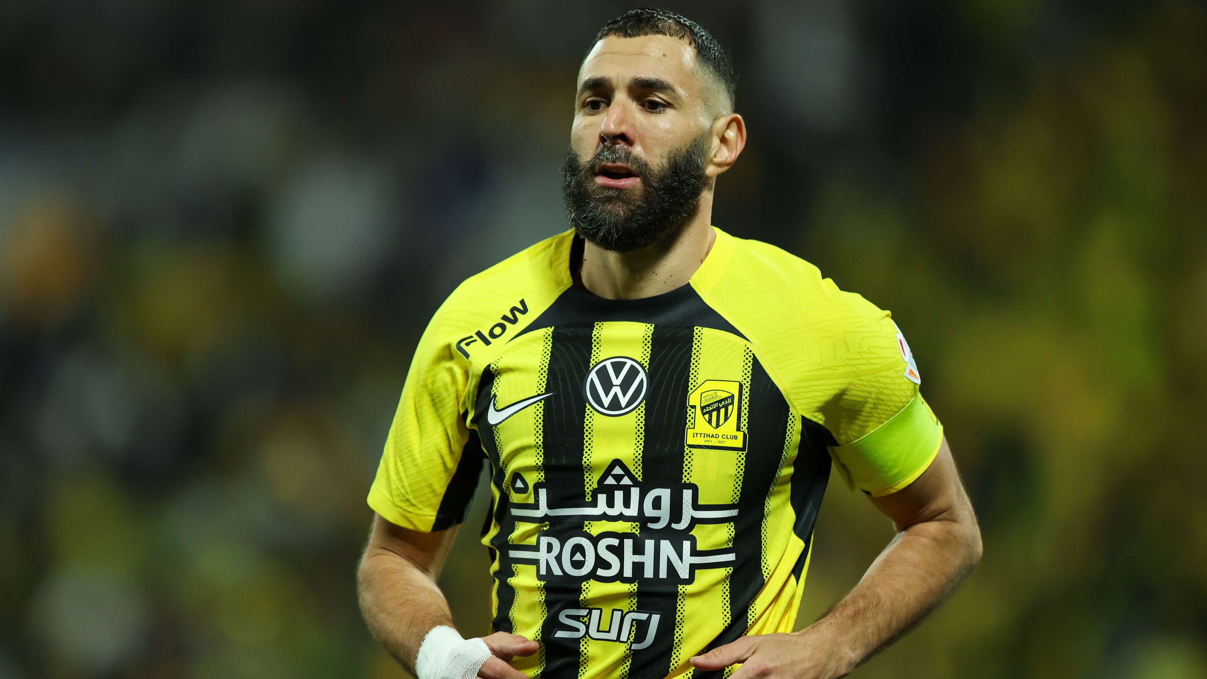 How much does Karim Benzema earn in Saudi Arabia?  