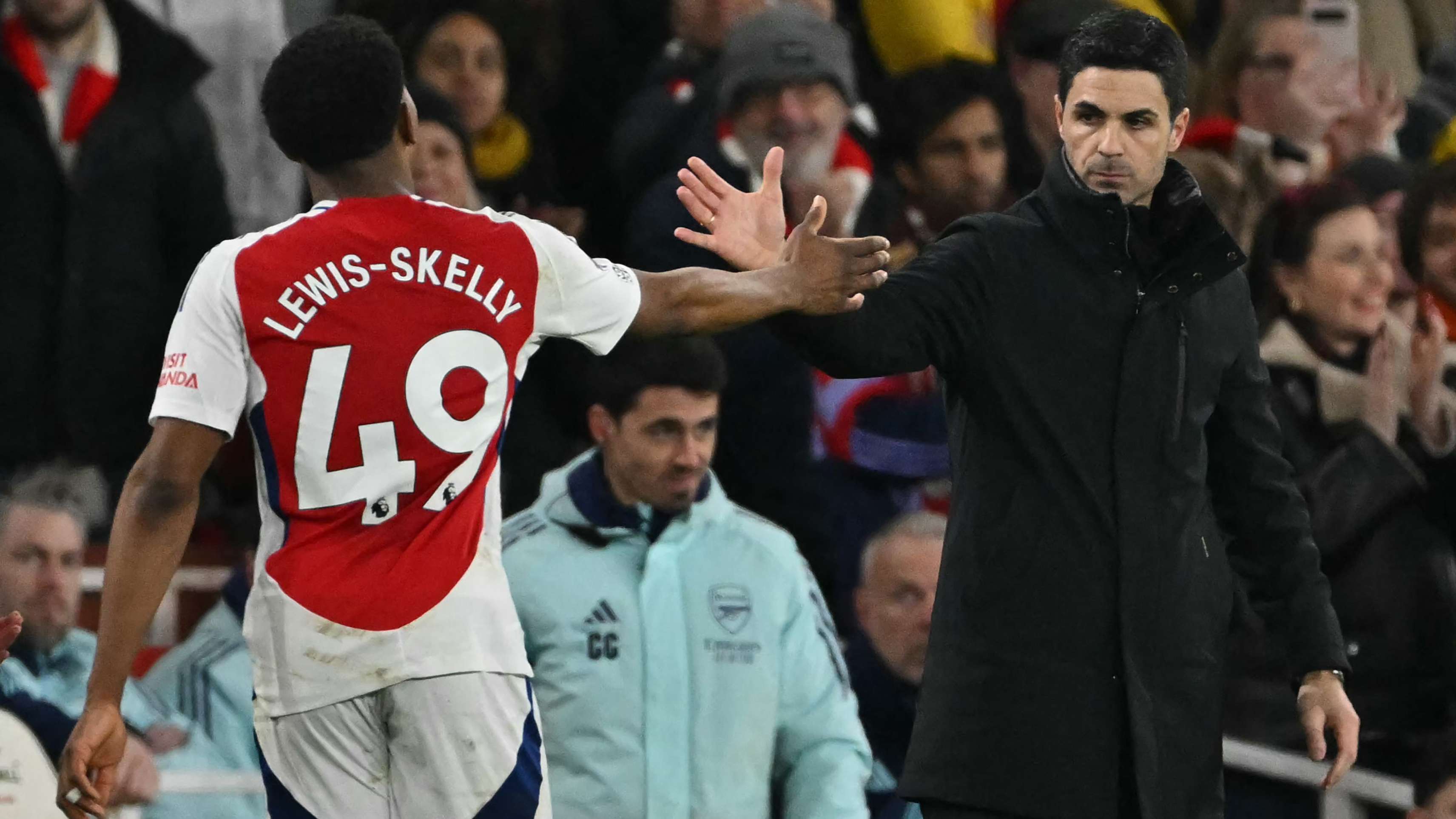 '6 or an 8!' Arteta sees Lewis-Skelly's future in midfield  