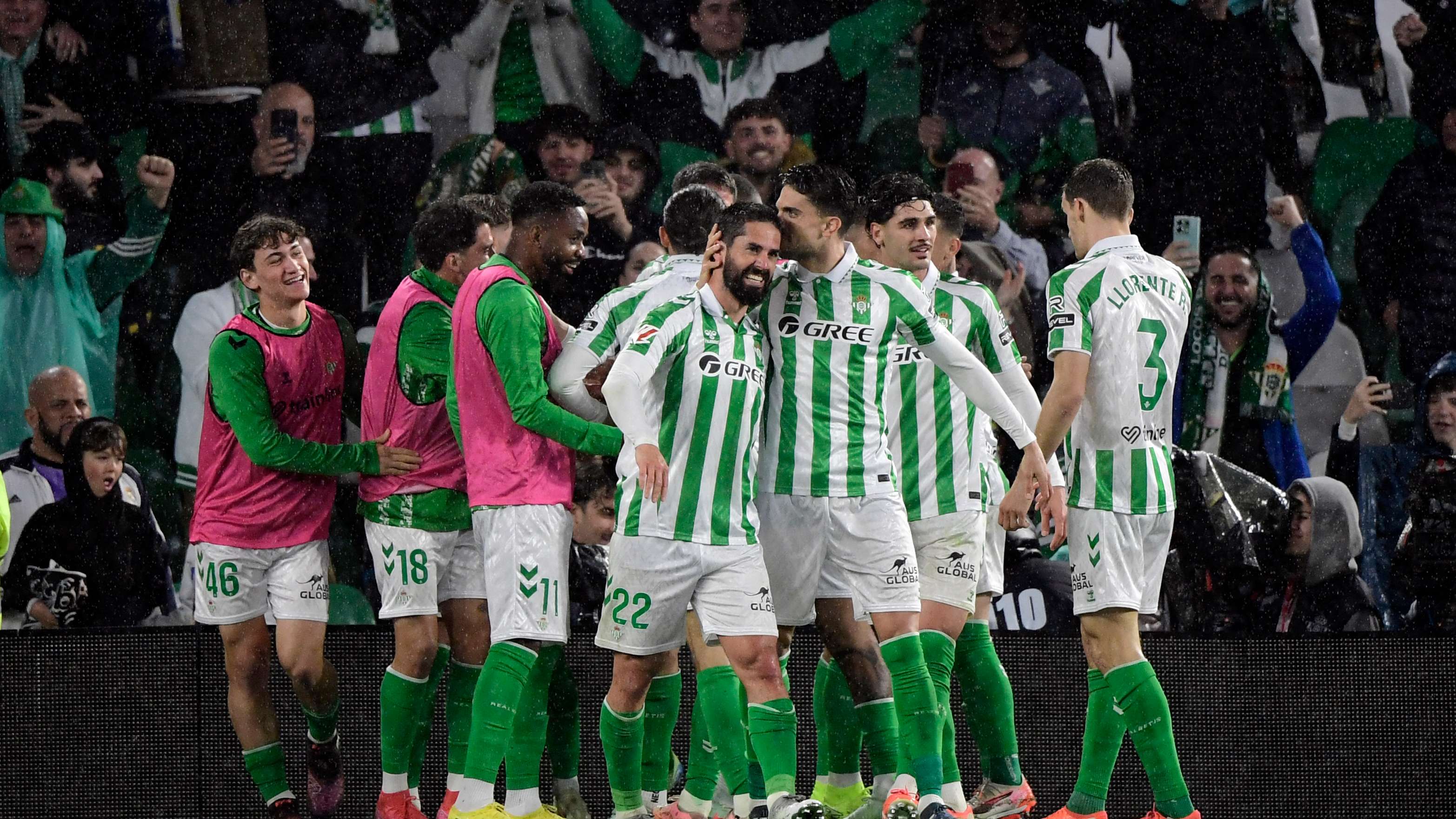 Cardoso, Hernandez celebrate Real Betis' win over Real Madrid  