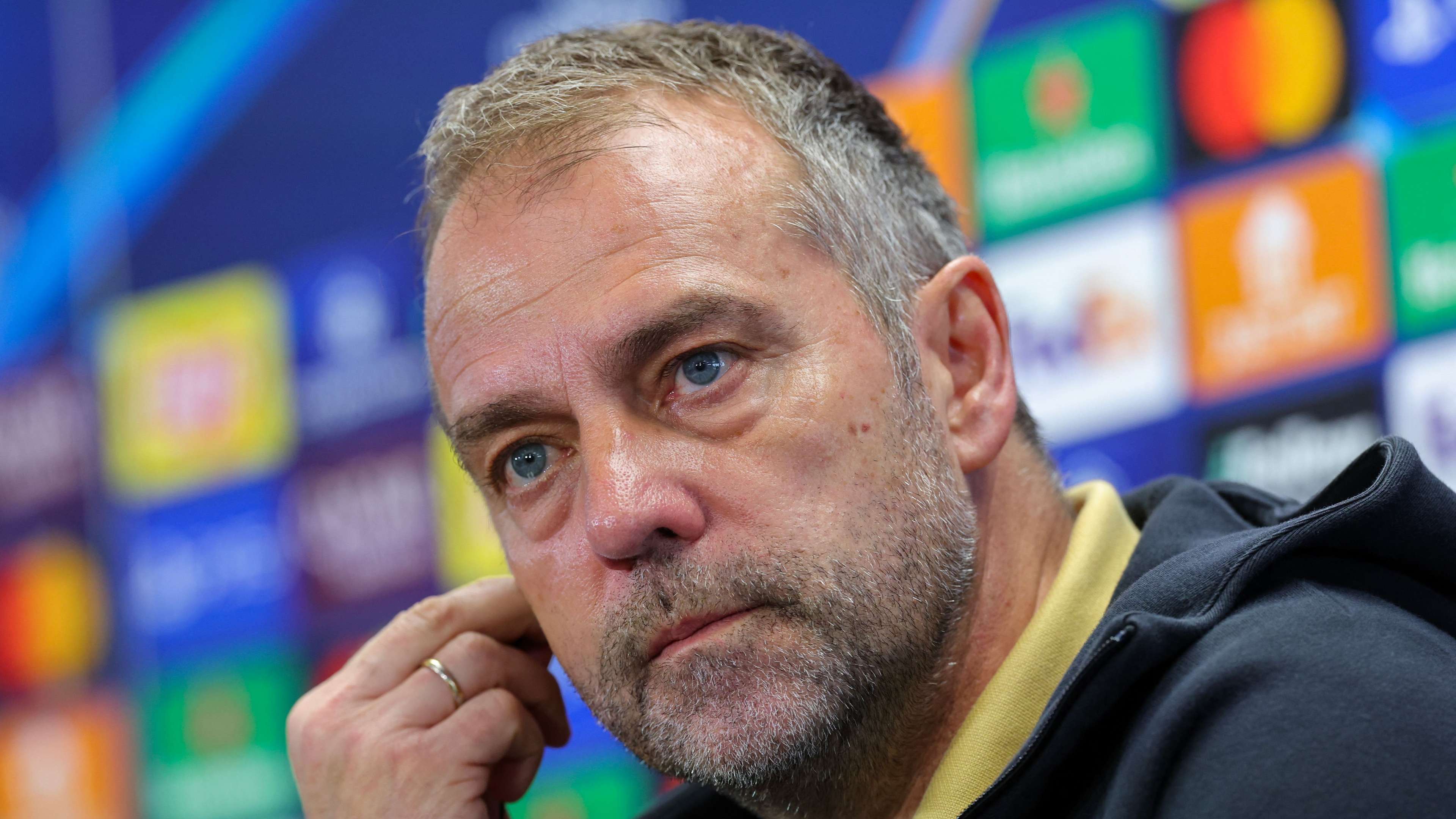 Flick pays tribute to 'unbelievable' Barca doctor after tragic death  